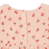 konges-sløjd-coco-frill-romper-peonia-pink-kong-s24ks100201-pp-6m