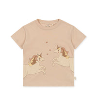 konges-slojd-famo-tee-gots-shifting-sand-kong-s23ks4674-ss-18m