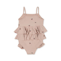 konges-sløjd-manuca-frill-swimsuit-cherry-blush-kong-s23ks4697-cb-12m
