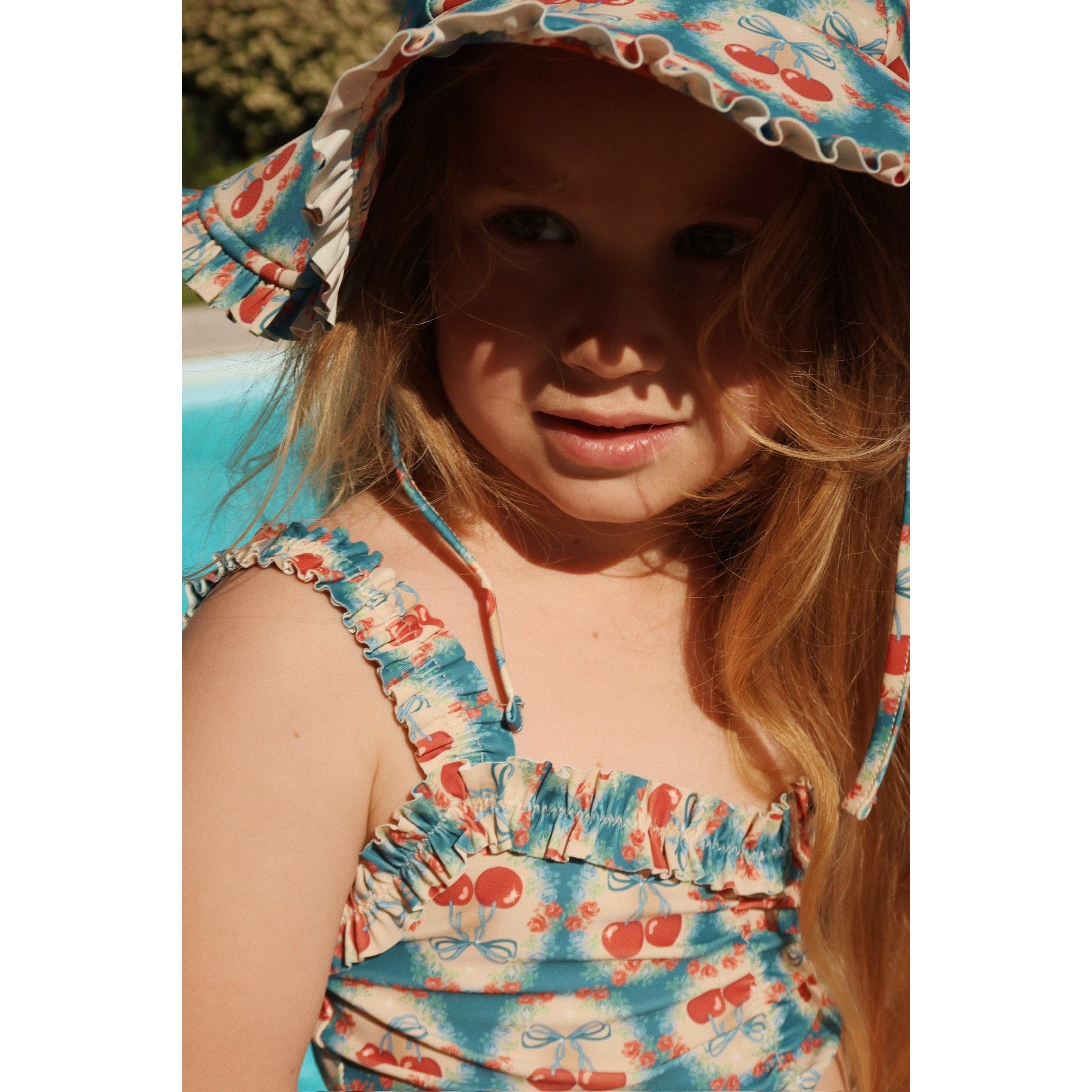 konges-sløjd-maya-bikini-grs-cherry-bow-blue-kong-s25ks102678-cbb-12m