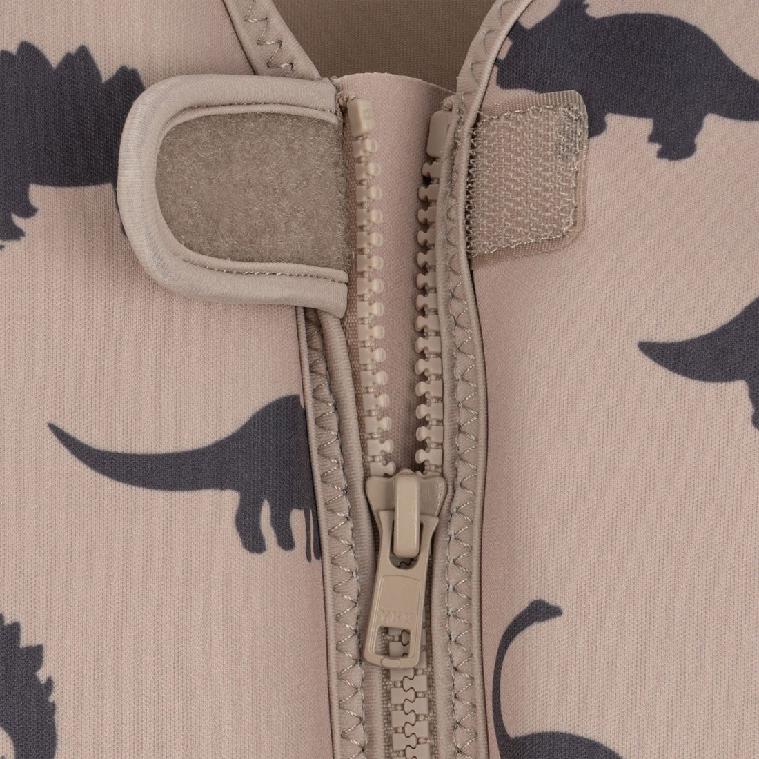 konges-sløjd-neoprene-float-vest-dino-silhouette-kong-s24ks100418-ds-1-2y
