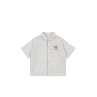 konges-sløjd-rhw-x-ks-duo-shirt-stripe-bluie-kong-s25ks103596-sb-18m