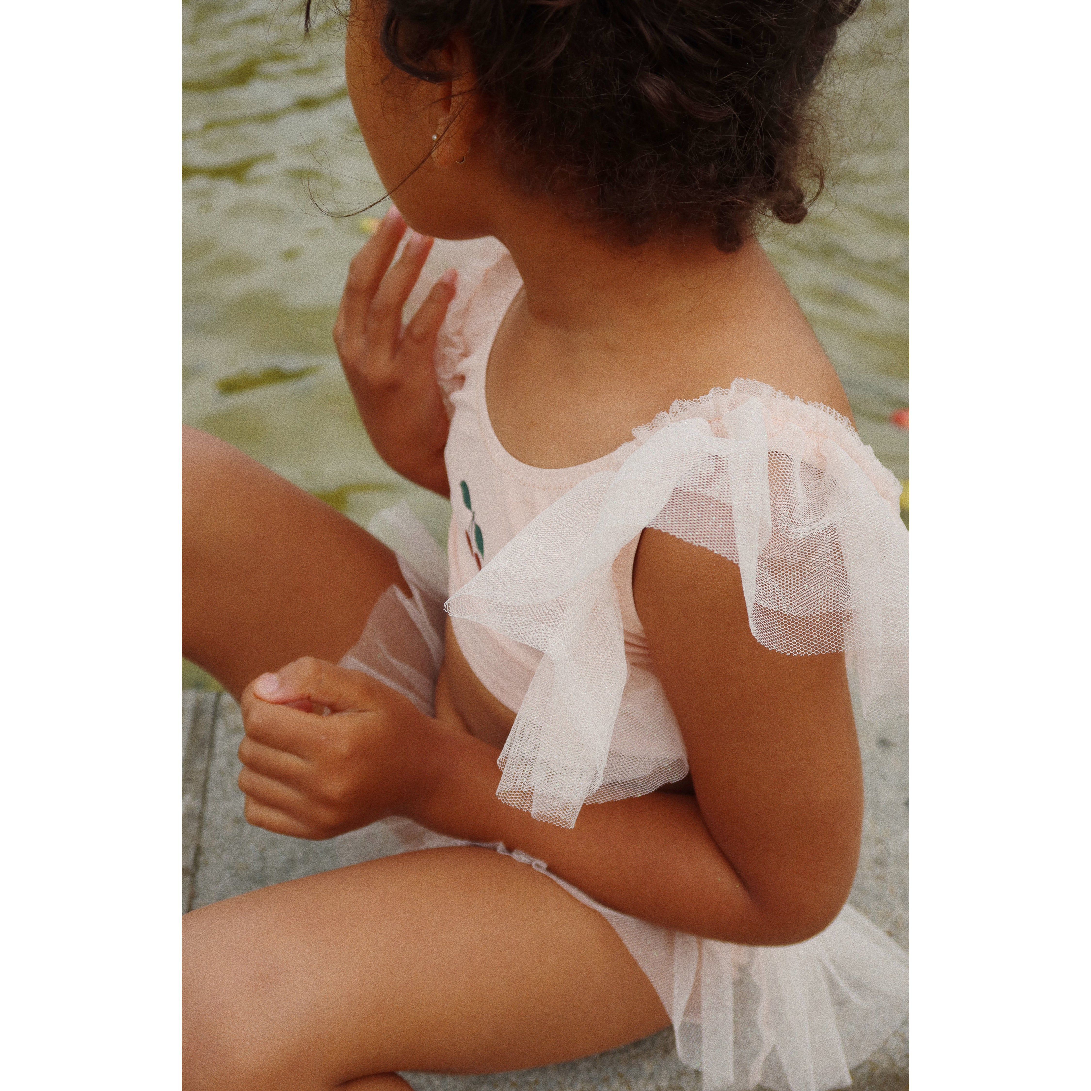 konges-sløjd-strut-bikini-grs-cameo-rose-kong-s24ks101057-cameo-18m