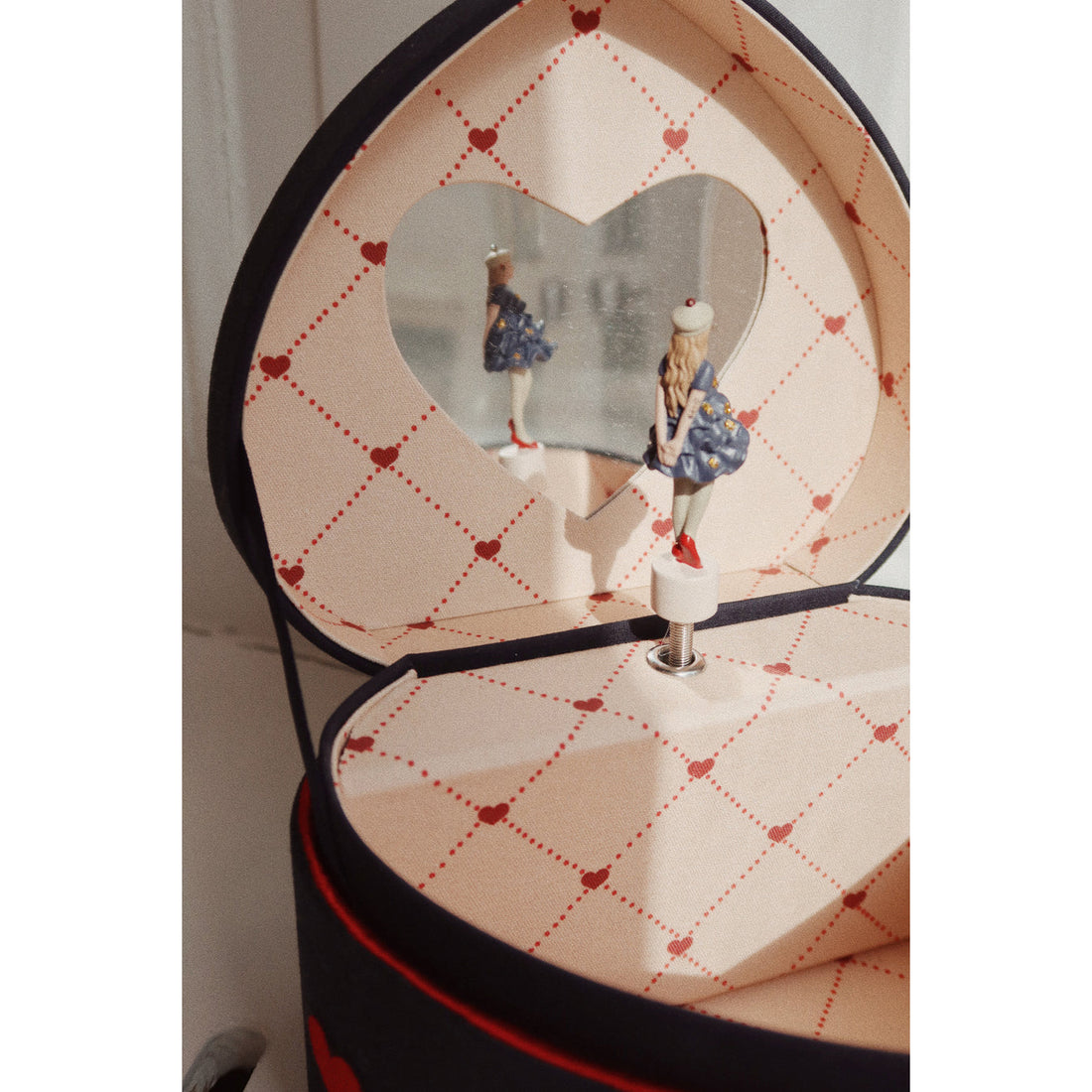 konges-sløjd-treasure-box-heart-bow-kitty-one-size-kong-w23ks6501-bk-os