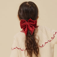 konges-slojd-velvet-bowie-hair-clip-jolly-red-one-size-clothing-wear-fashion-accessories-kong-w23ks6536-jr-os