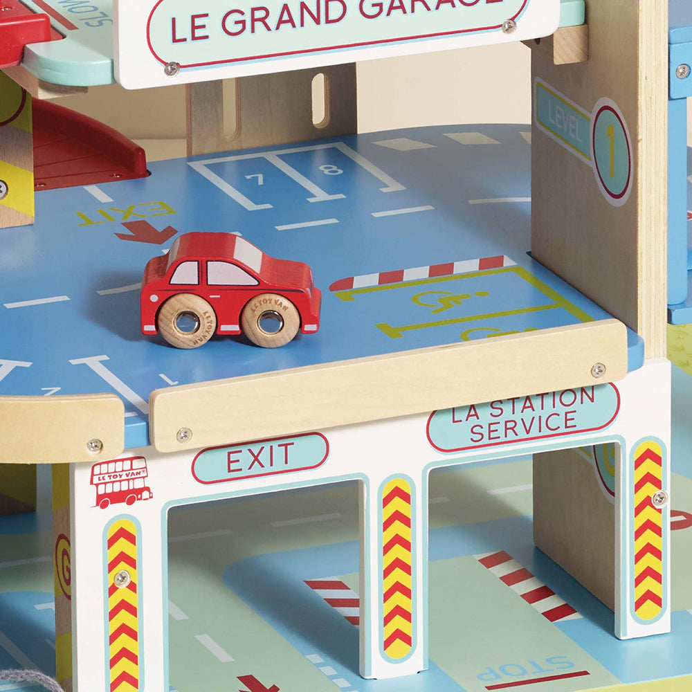 le-toy-van-le-grand-wooden-garage-play-toy-ltv-tv439