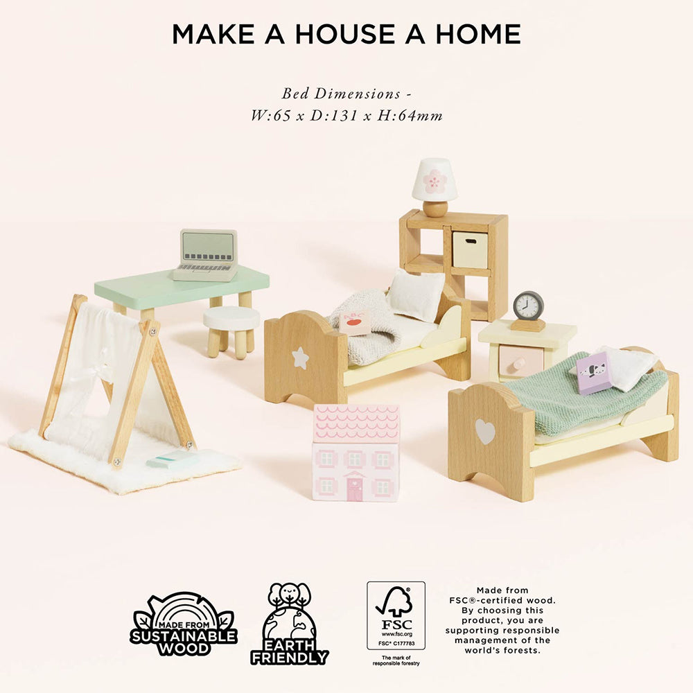le-toy-van-wooden-dolls-house-childs-bedroom-furn-24-piece-play-toy-ltv-me061