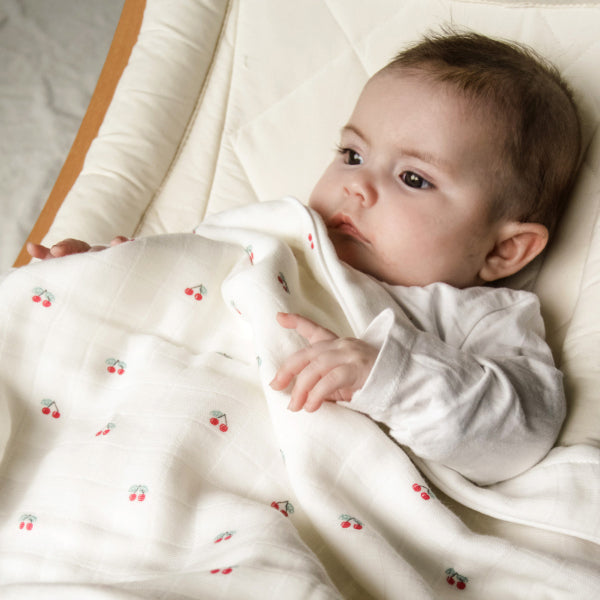 little-crevette-swaddle-blanket-80x120cm-cerise-lcrv-bcco