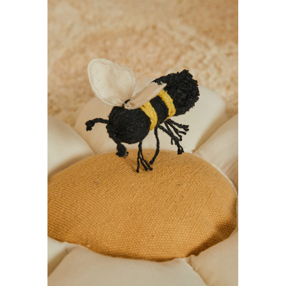 lorena-canals-planet-bee-little-daisy-machine-washable-cushion-lore-sc-daisy