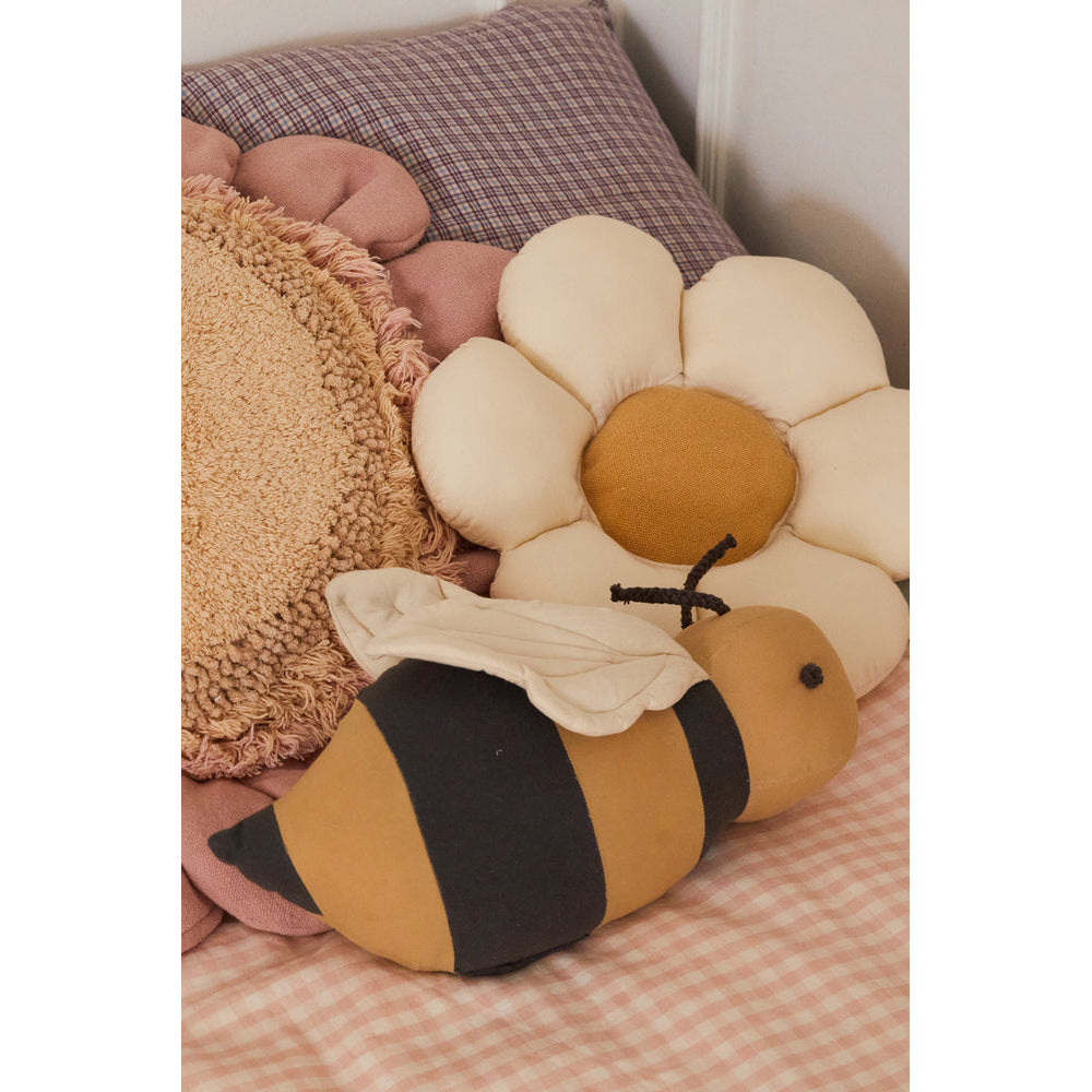 lorena-canals-planet-bee-little-daisy-machine-washable-cushion-lore-sc-daisy