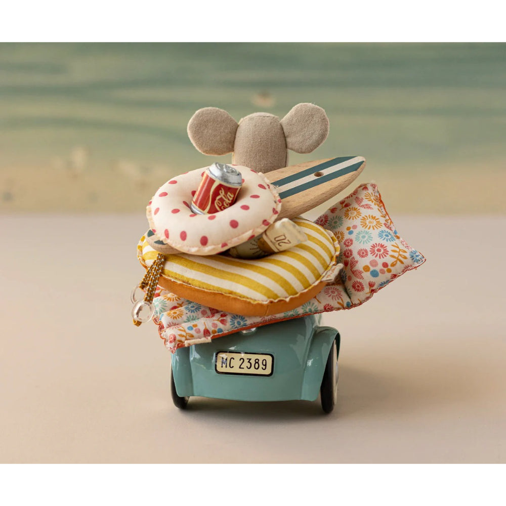 maileg-car-mouse-light-blue-mail-11510701
