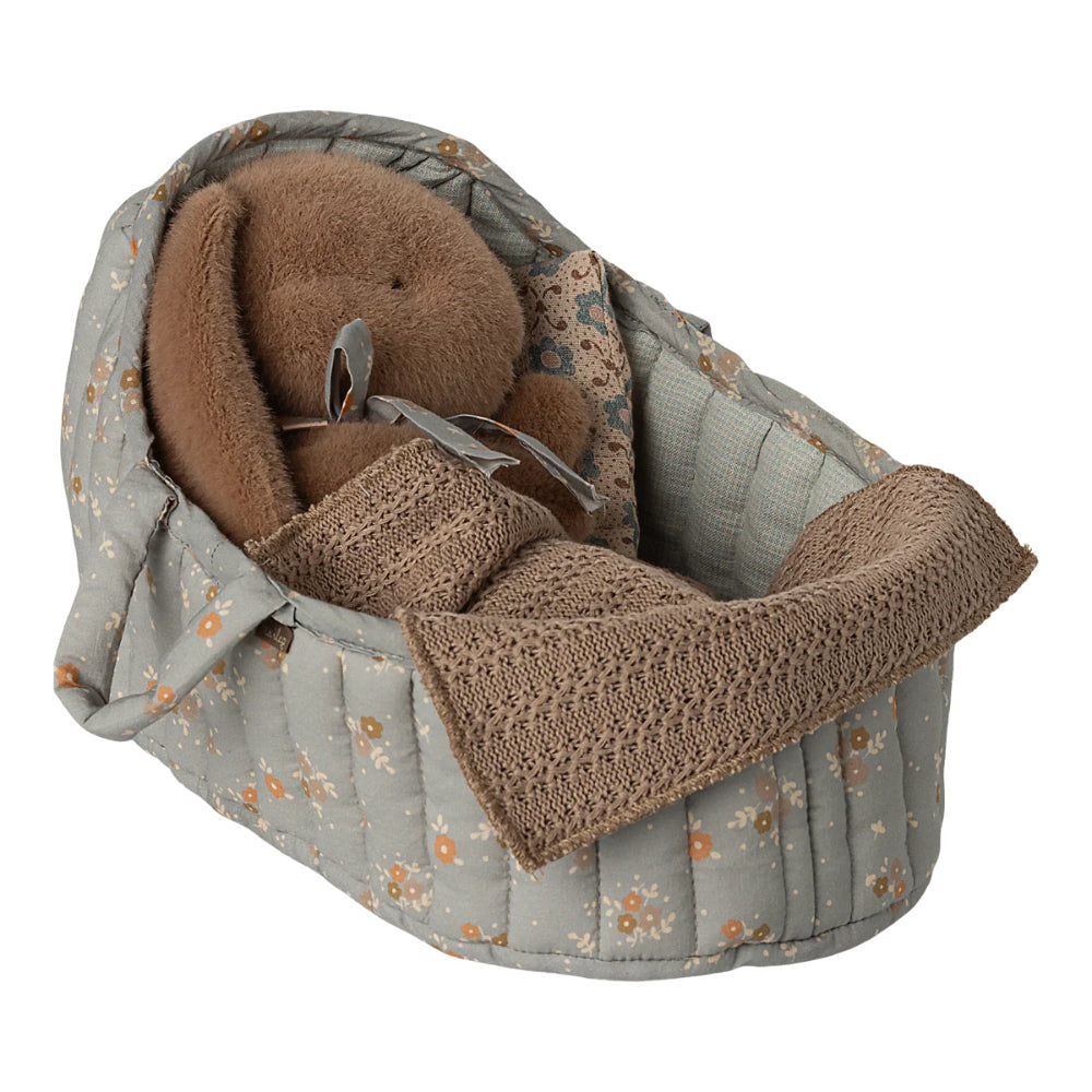 maileg-carry-cot-large-blue-mail-11540301