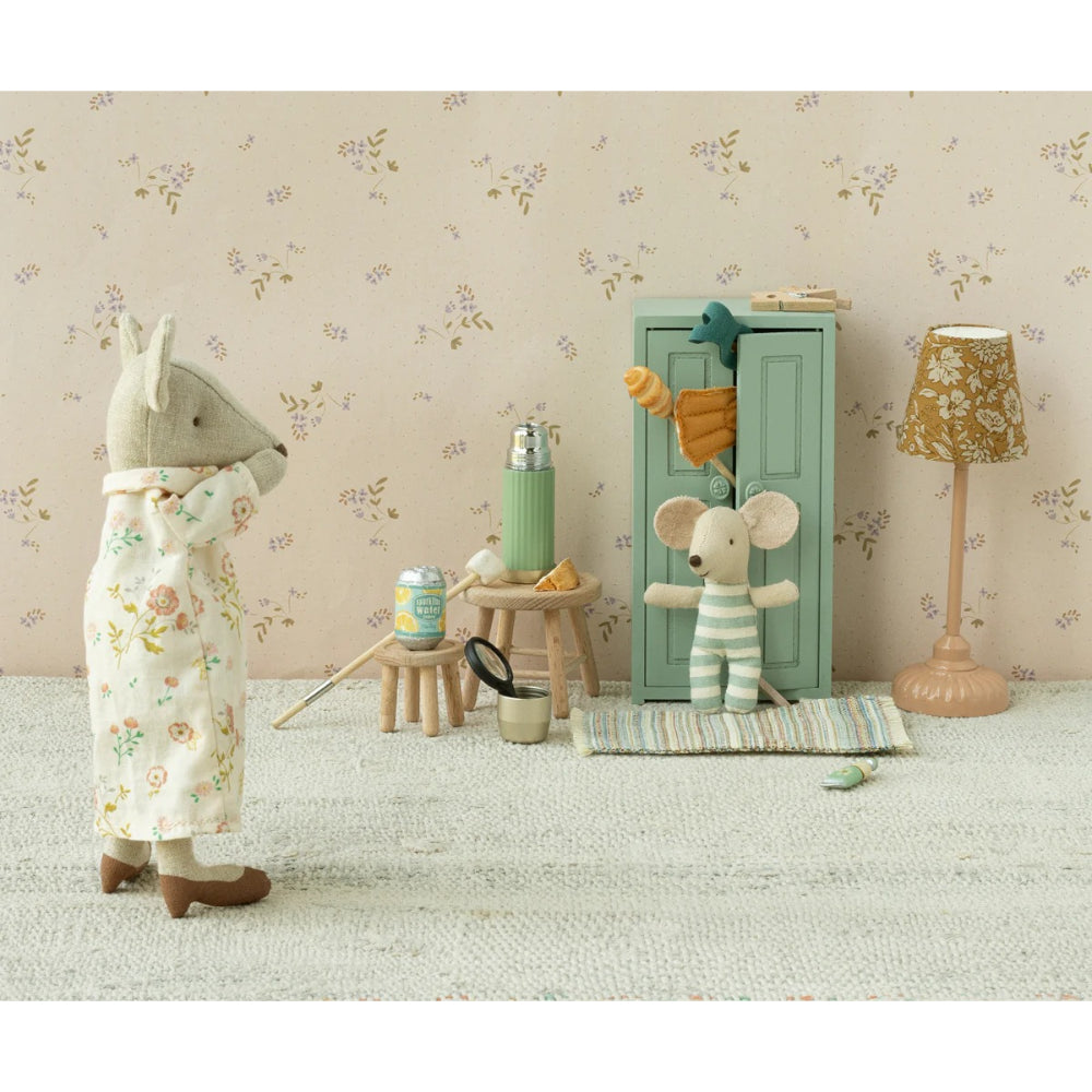 maileg-closet-mouse-soft-blue-mail-11400802