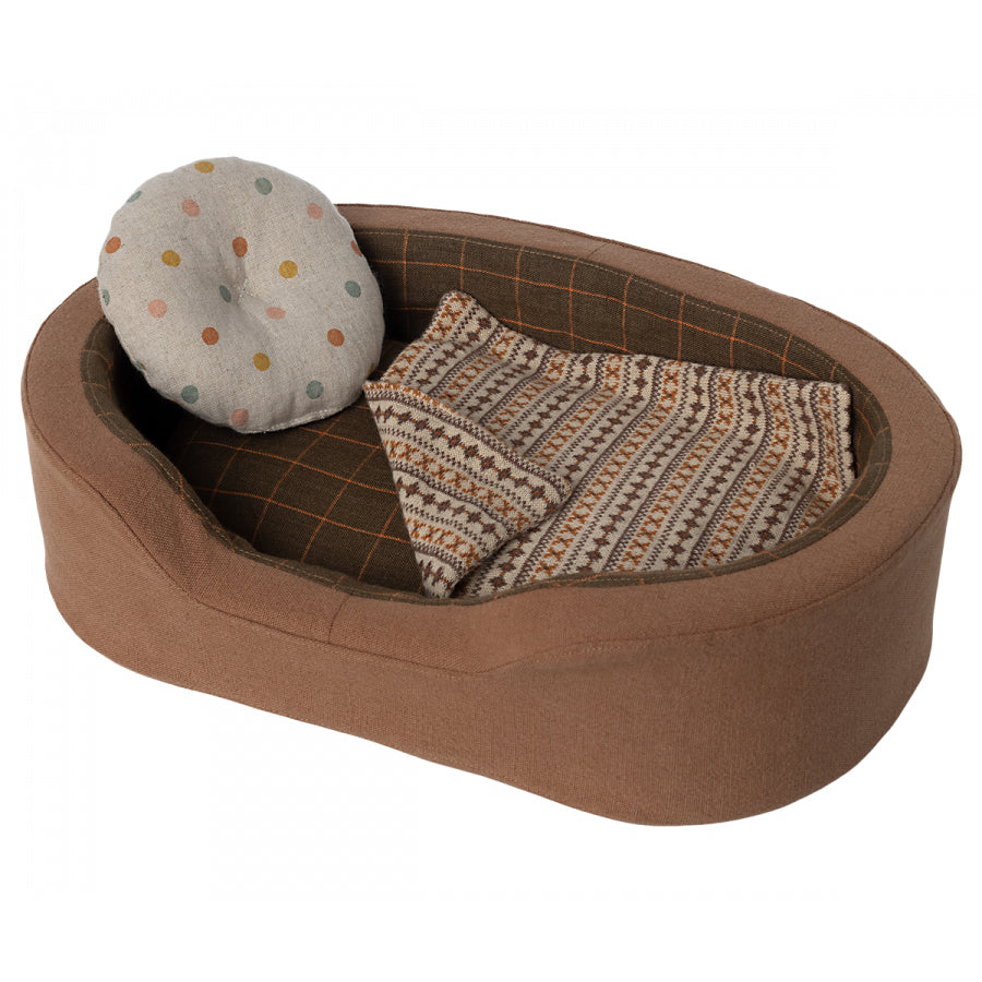 maileg-dog-basket-brown-mail-16392201