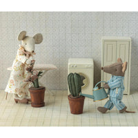 maileg-flower-pot-with-cactus-miniature-mail-11530100