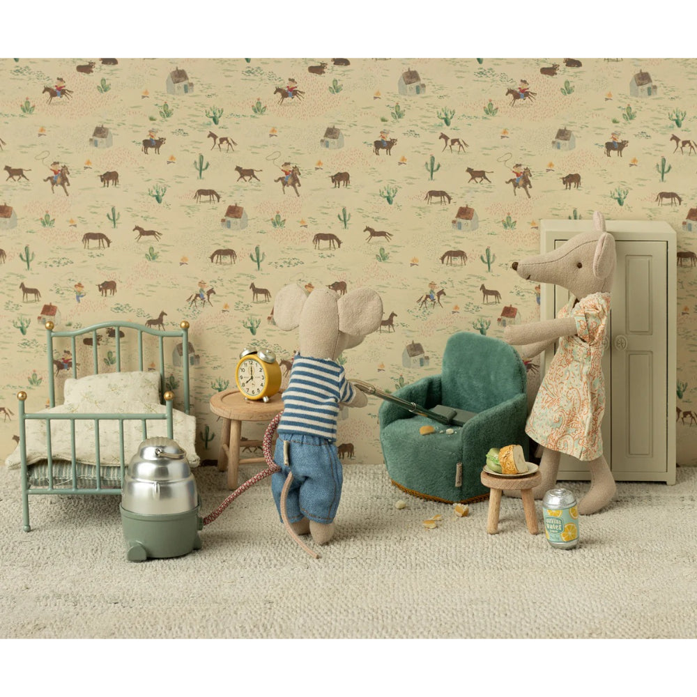 maileg-folding-chair-mouse-mint-mail-11540103