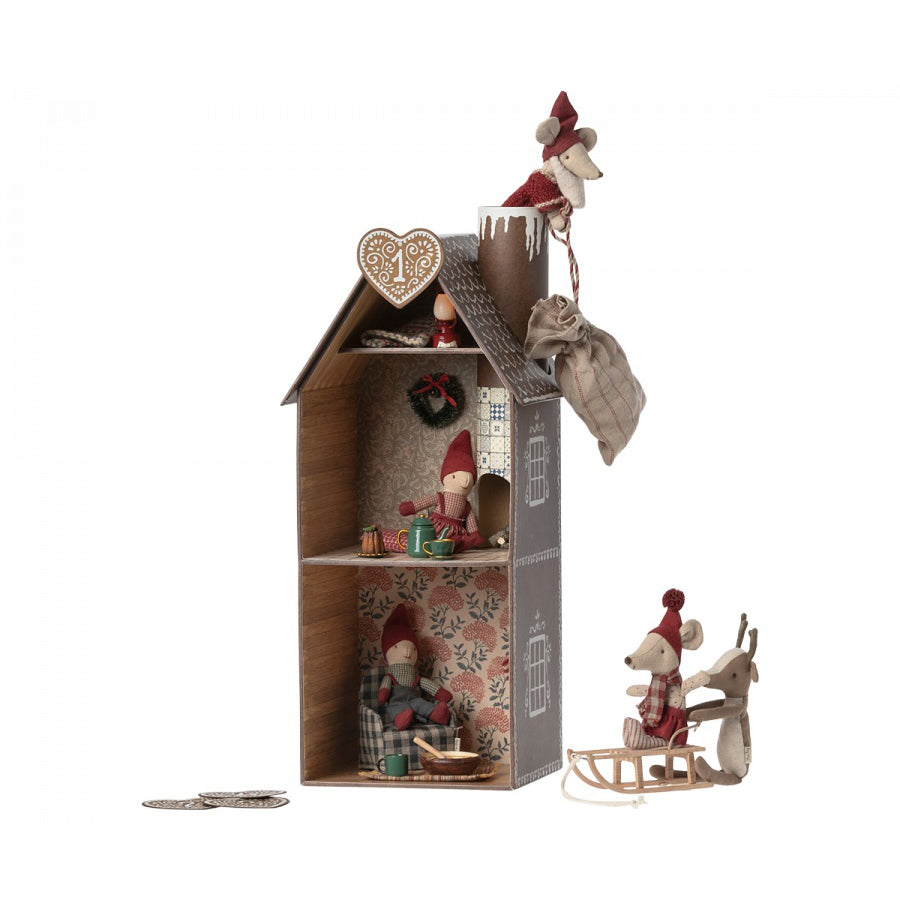 maileg-gingerbread-house-mouse-mail-14316100
