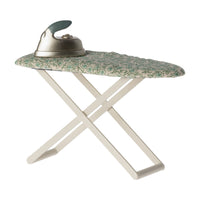 maileg-iron-and-ironing-board-mouse-mail-11311600
