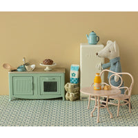 maileg-kitchen-mouse-mint-play-toy-mail-11610000