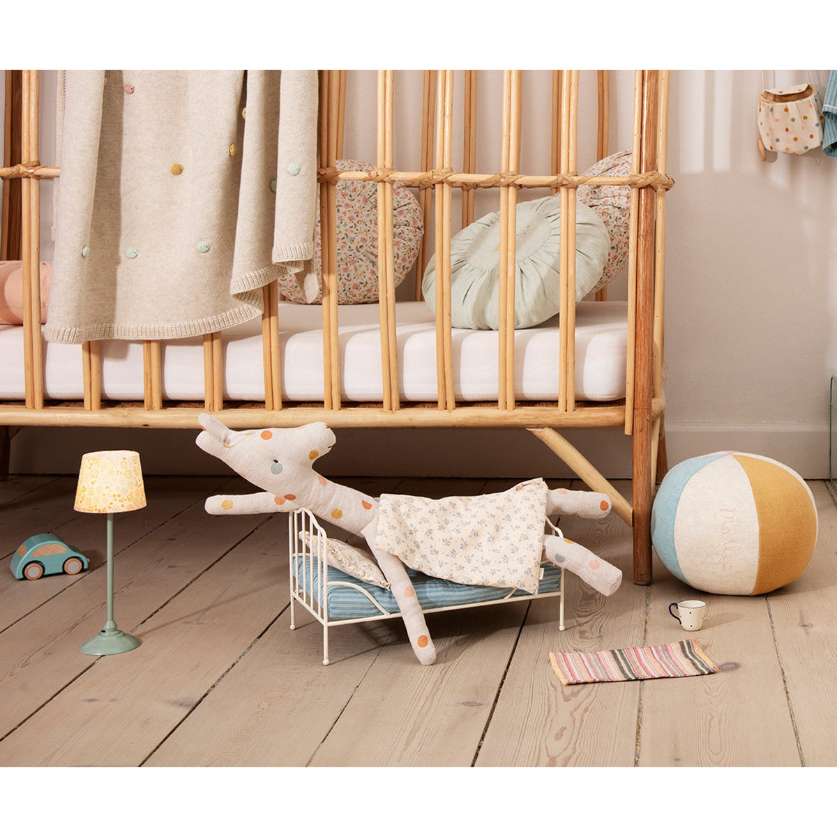 maileg-miniature-bed-mini-blue-mail-11211600