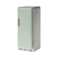 maileg-miniature-fridge-mint-mail-11411701