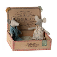 maileg-mum-and-dad-mice-in-cigarbox-mail-17330200