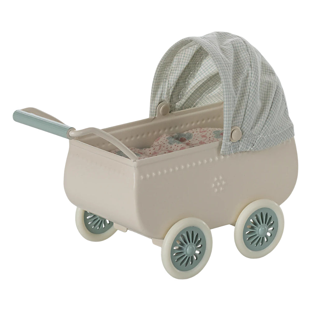 maileg-pram-with-baby-mouse-mint-mail-11510300