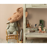 maileg-safari-friends-big-elephant-grey-mail-16460000