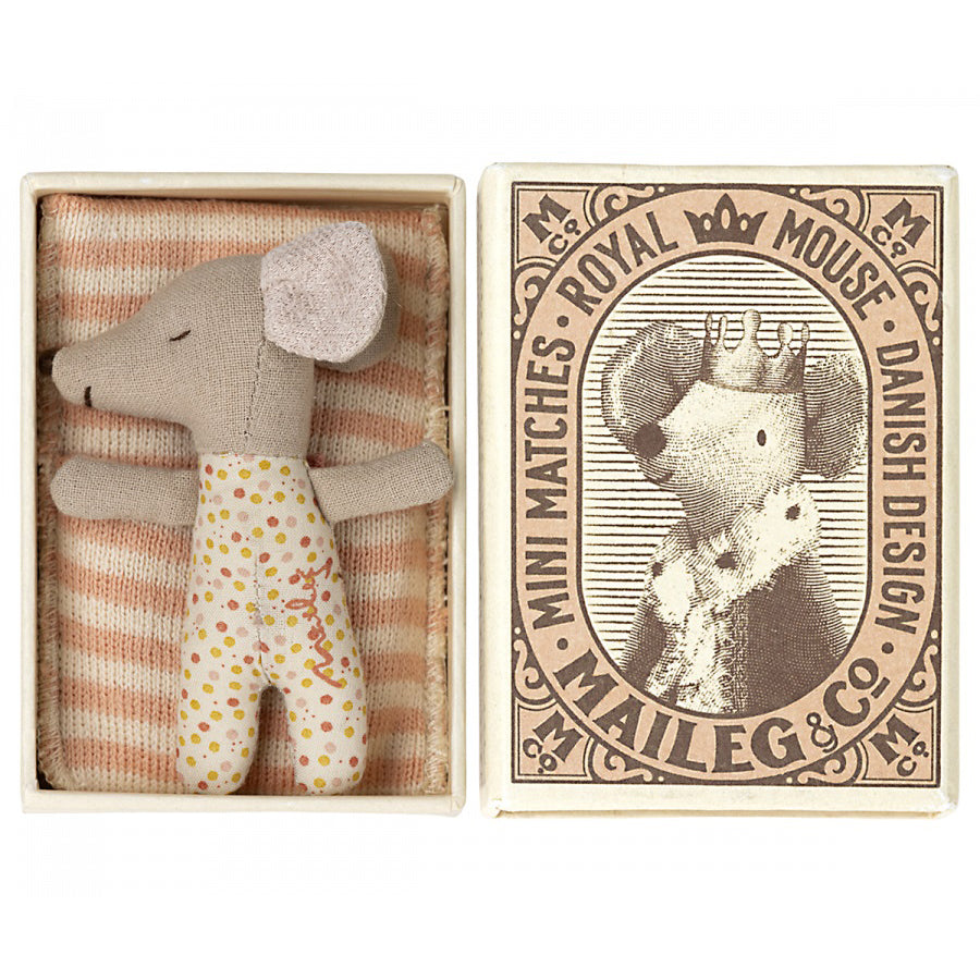 maileg-sleepy-wakey-baby-mouse-in-matchbox-rose-mail-17200401