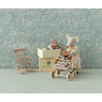 maileg-sleepy-wakey-baby-mouse-in-matchbox-rose-mail-17400000