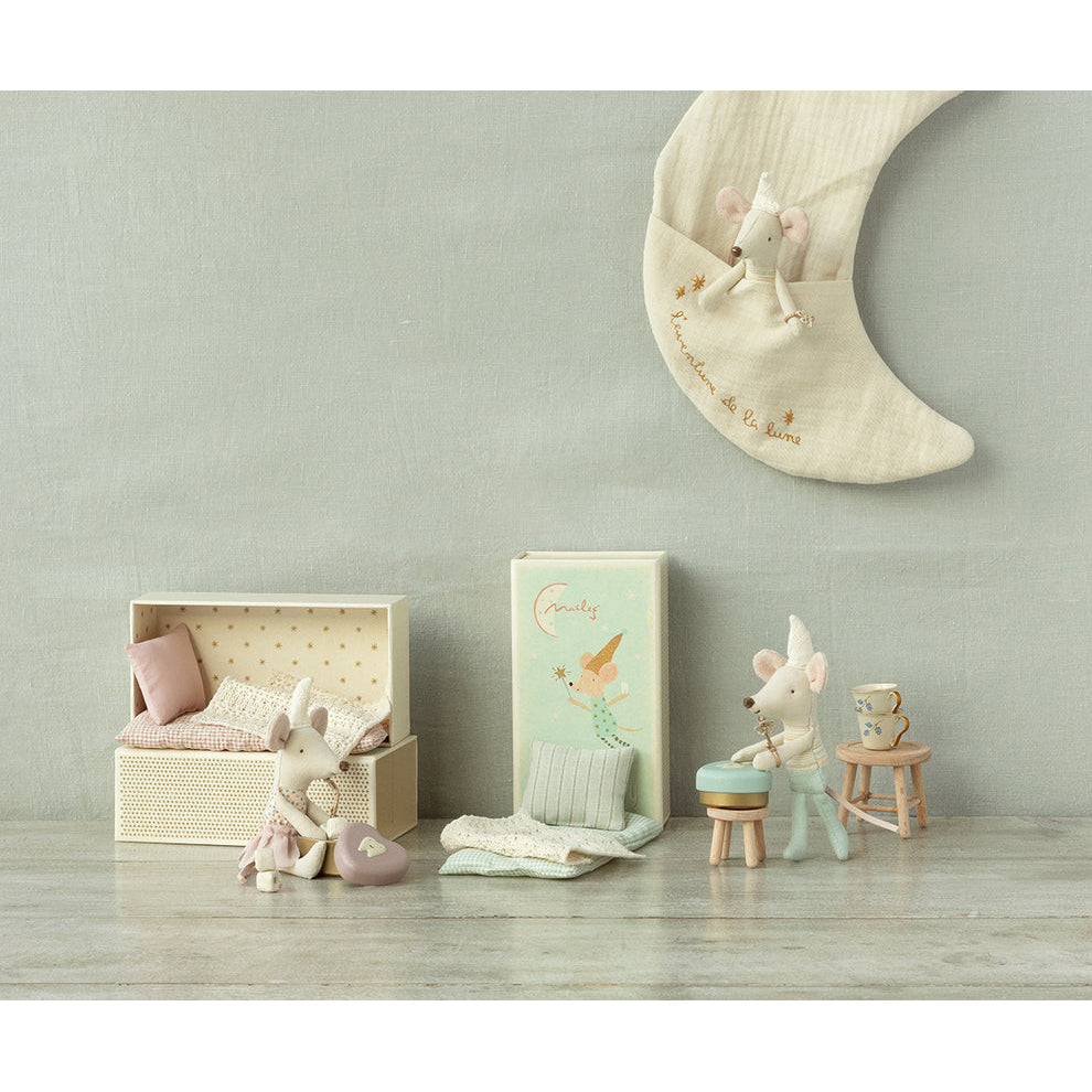 maileg-tooth-fairy-mouse-little-brother-in-matchbox-mail-17410500