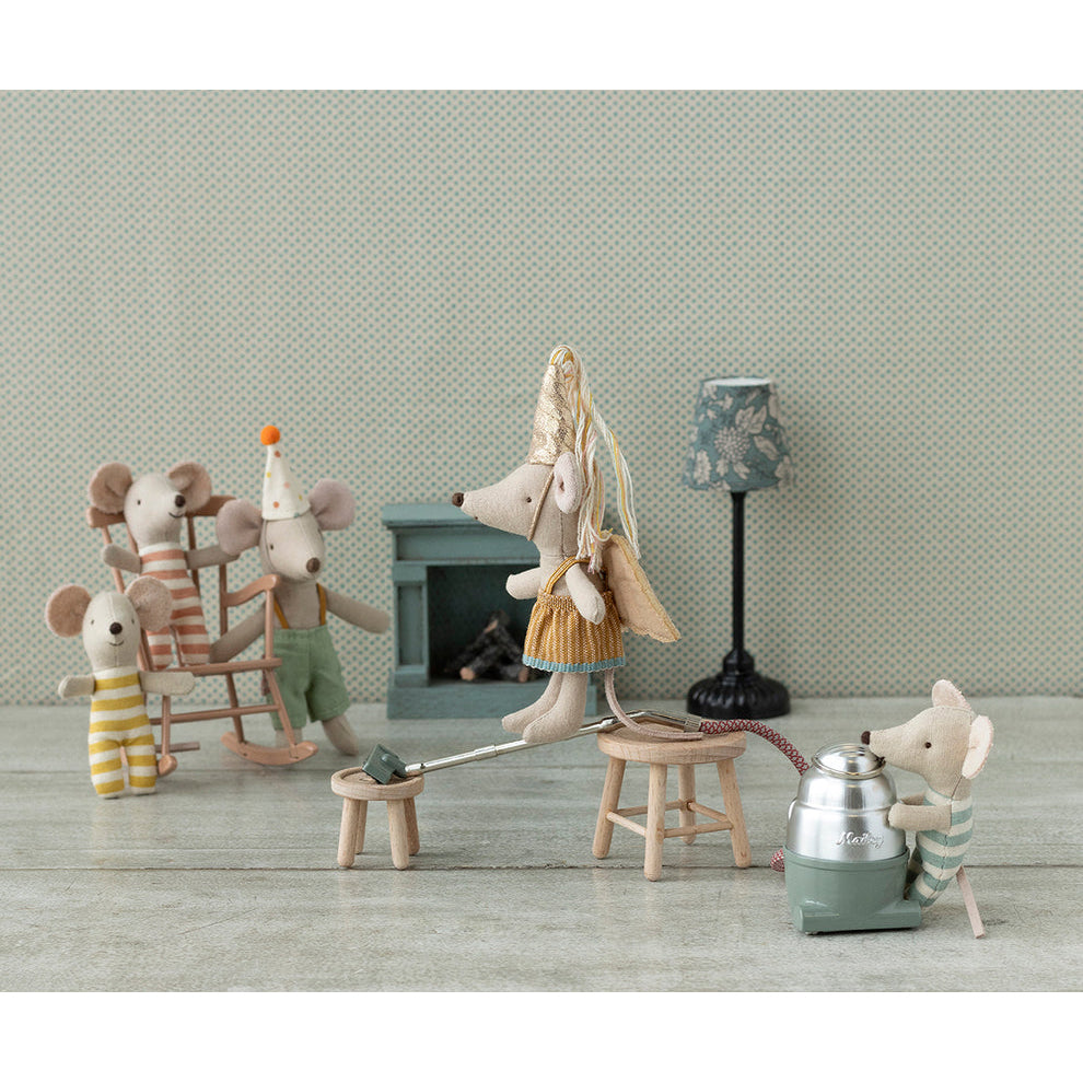 maileg-triplets-baby-mice-in-matchbox-mail-17300101