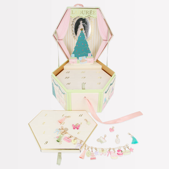 meri-meri-laduree-x-meri-meri-charm-bracelet-advent-calendar