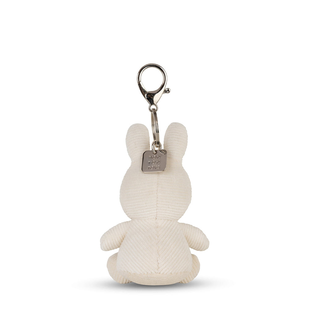 miffy-four-leaf-clover-keychain-offwhite-10-cm-4-offwhite-clothing-wear-fashion-accessories-miff-24904002