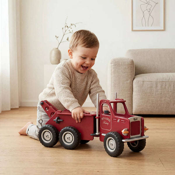 moover Mack Truck - Red