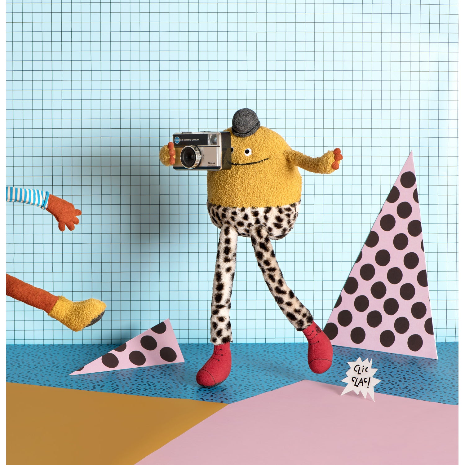 moulin-roty-les-schmouks-mouni-mr-yellow-bean-moul-716022