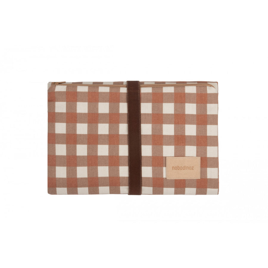 nobodinoz-hyde-park-waterproof-changing-pad-terracotta-checks-nobo-4927200