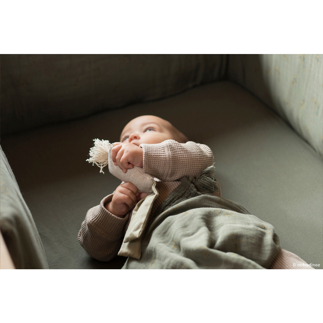 nobodinoz-organic-leek-rattle-nobo-4928351
