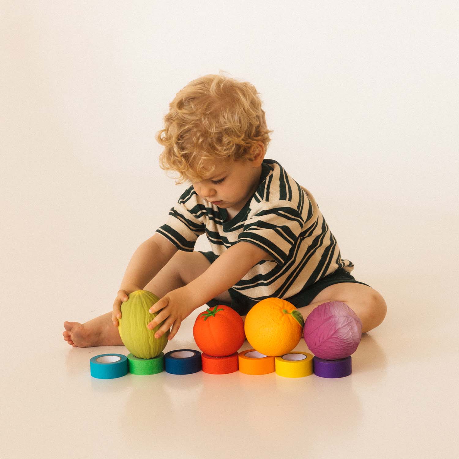 oli-carol-tomato-ball-baby-nursery-olic-l-ball-tomato