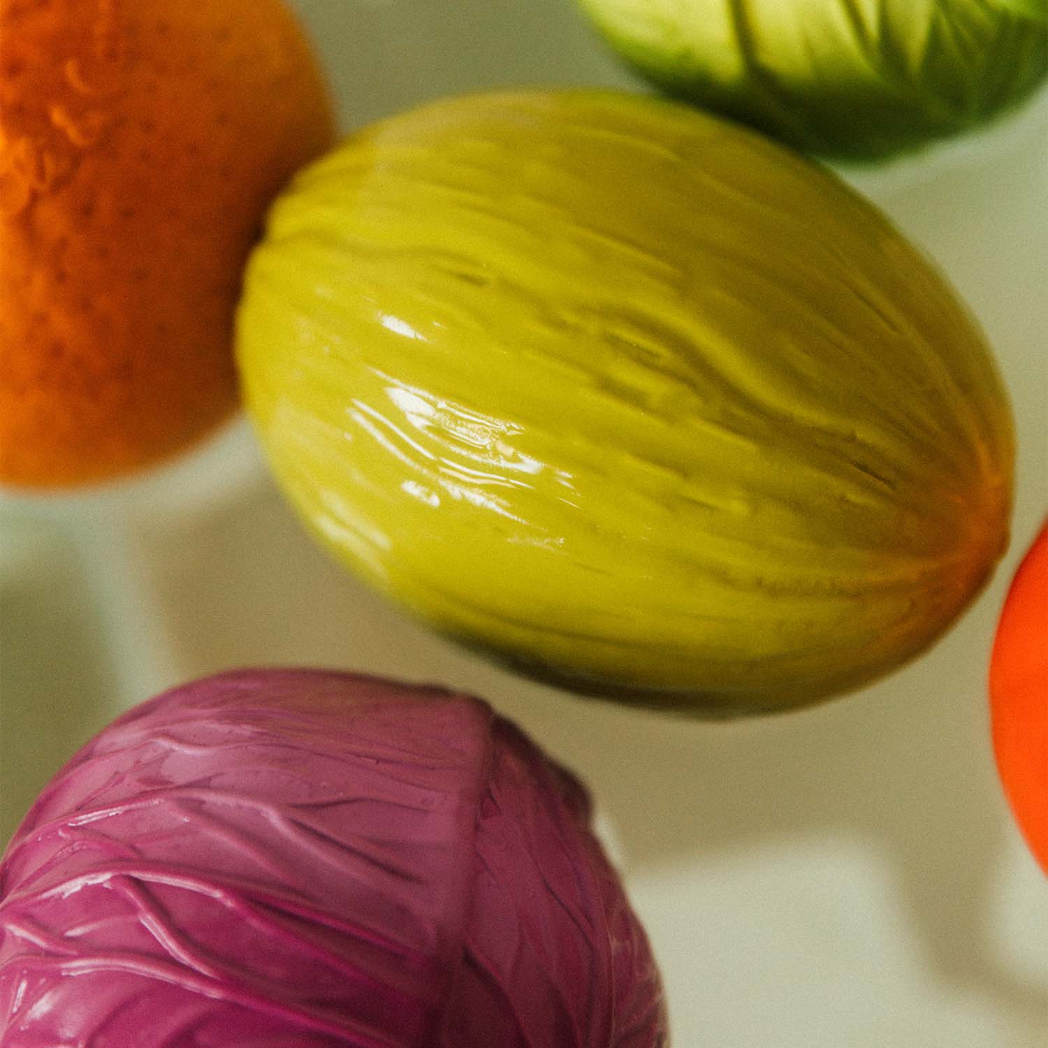 oli-carol-tomato-ball-baby-nursery-olic-l-ball-tomato