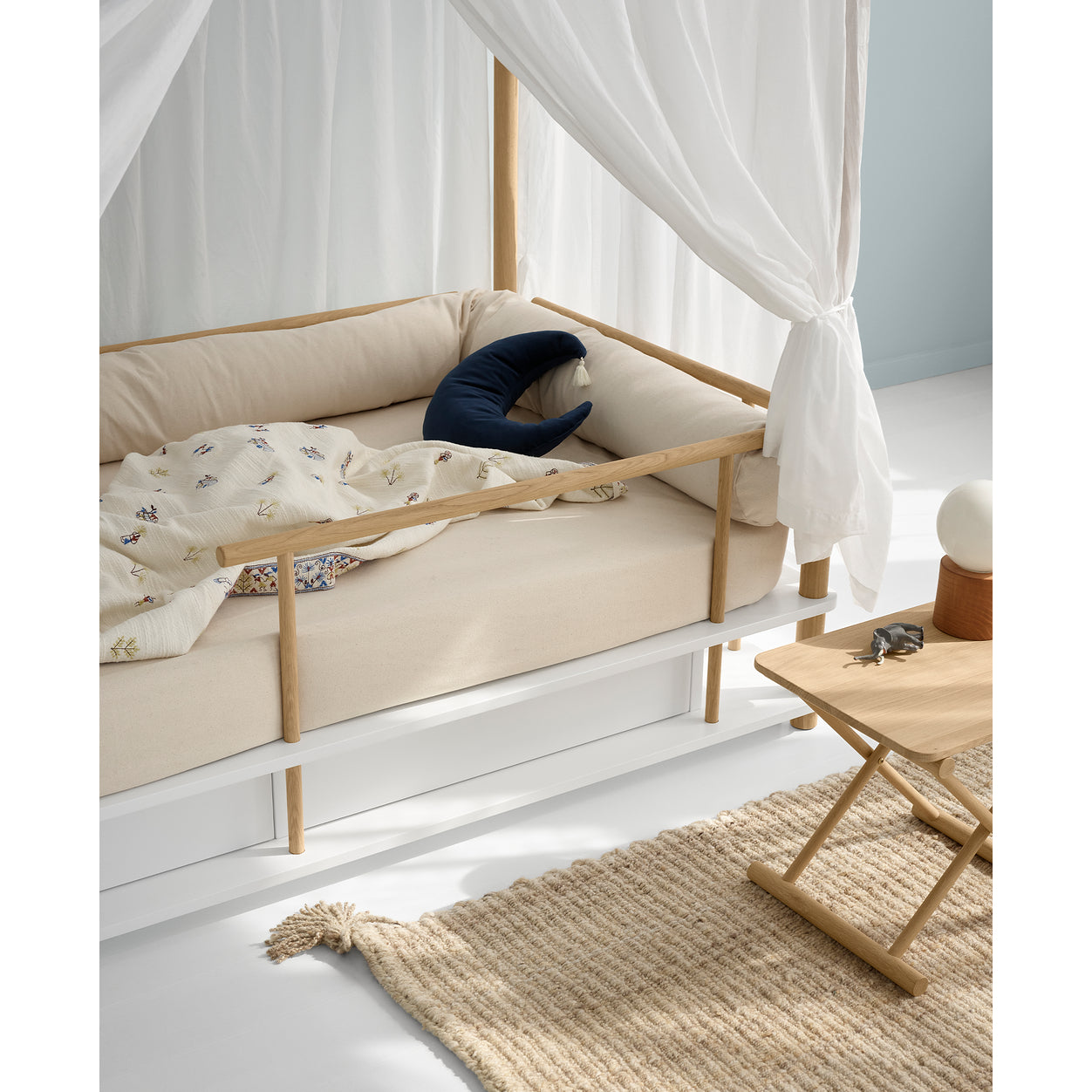 oliver-furniture-bed-snake-for-camp-beds-undyed