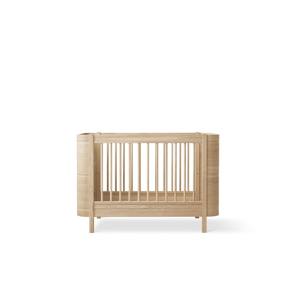 Oliver Furniture Wood Mini+ Cot Bed (With Junior Conversion Kit) - Oak