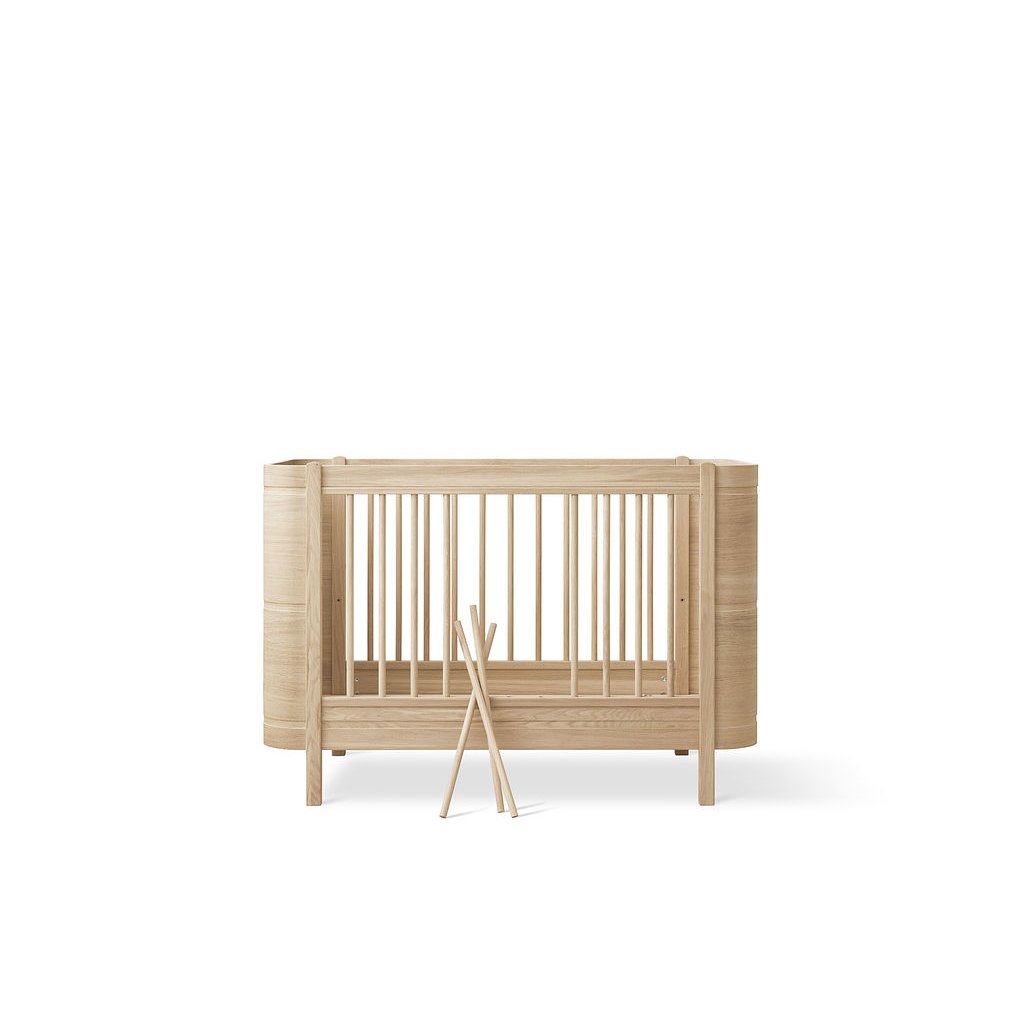 Oliver Furniture Wood Mini+ Cot Bed (With Junior Conversion Kit) - Oak