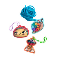 ooly-shrink-its-d-i-y-shrink-art-kit-fun-friends-28-pc-set-ooly-161-107