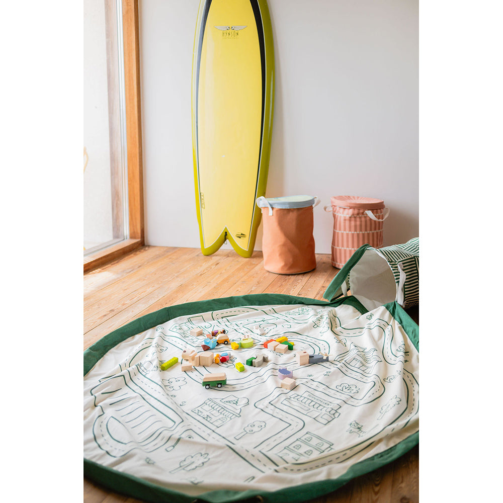 play-go-soo-2-in-1-playmat-storage-basket-roadmap
