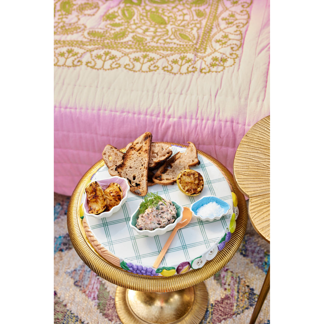 rice-dk-ceramic-shell-bowl-in-blue-and-green-set-of-2-rice-cedis-2zshelbg