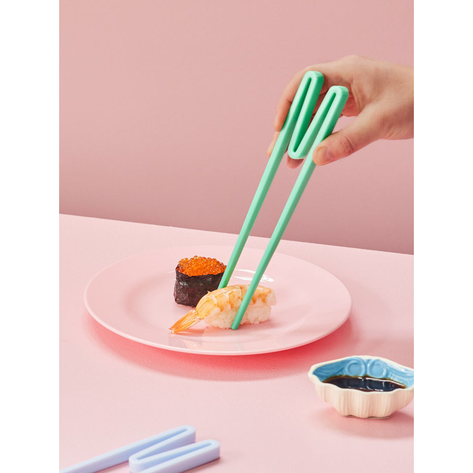rice-dk-chopsticks-green-rice-mesti-bxcg