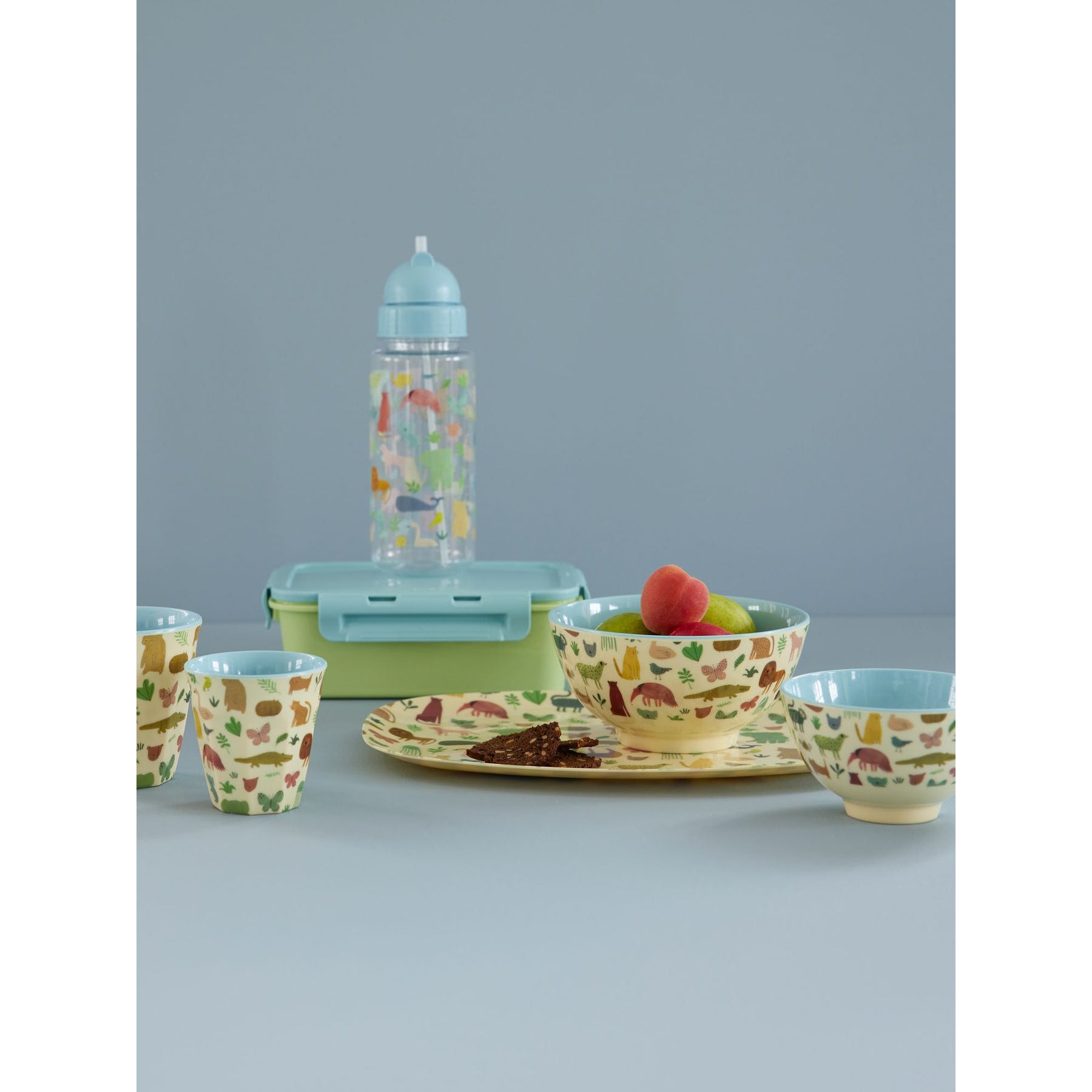 rice-dk-melamine-bowl-with-dusty-blue-sweet-jungle-print-medium-700ml-rice-melbw-swjunmi