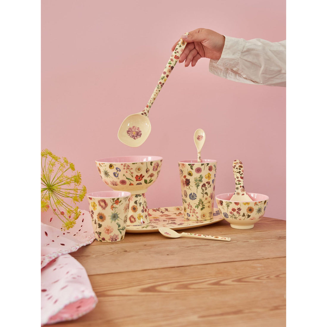 rice-dk-melamine-cup-with-floras-dream-print-tall-400ml-rice-melcu-lflodr