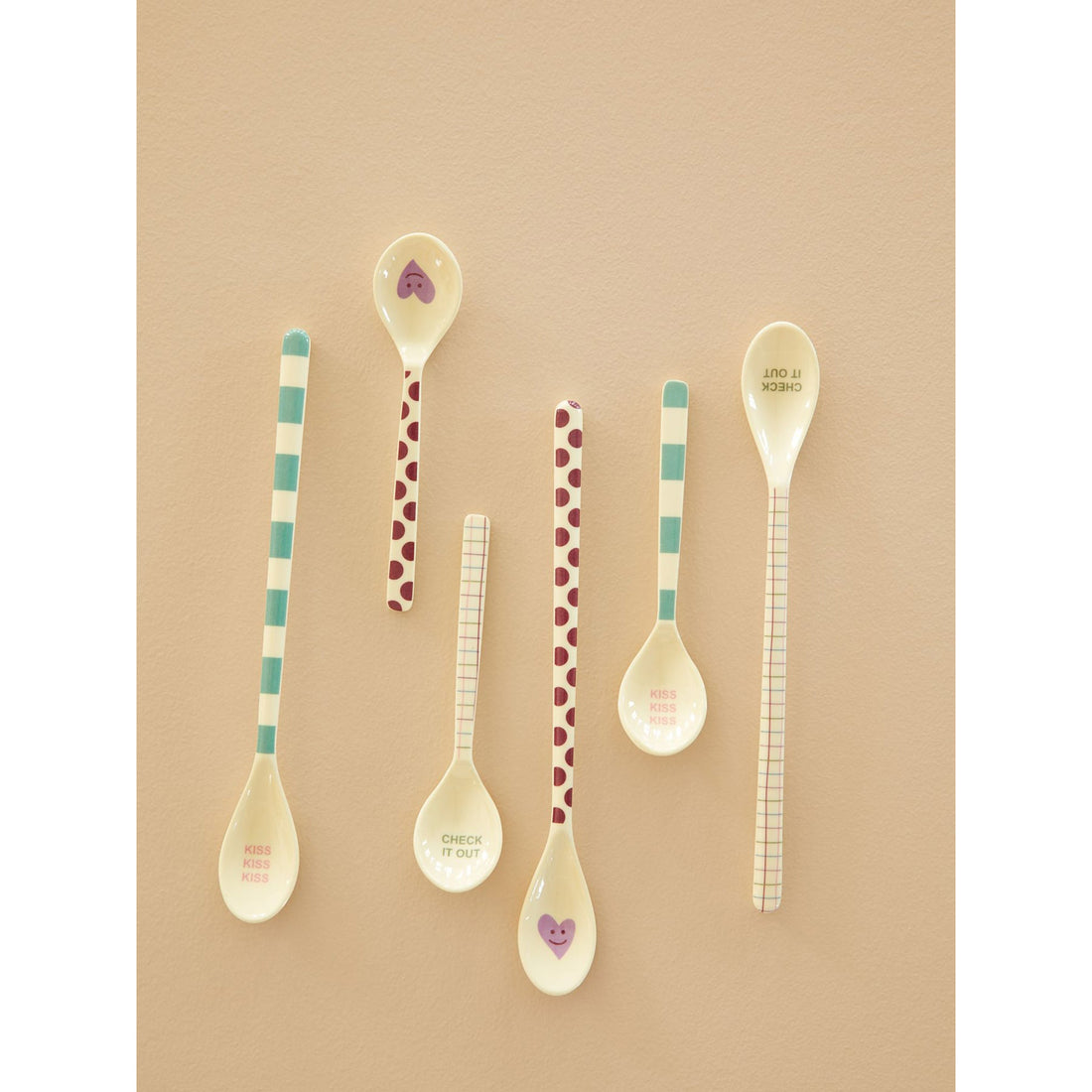 rice-dk-melamine-teaspoon-with-check-print-rice-melsp-shw22xcch